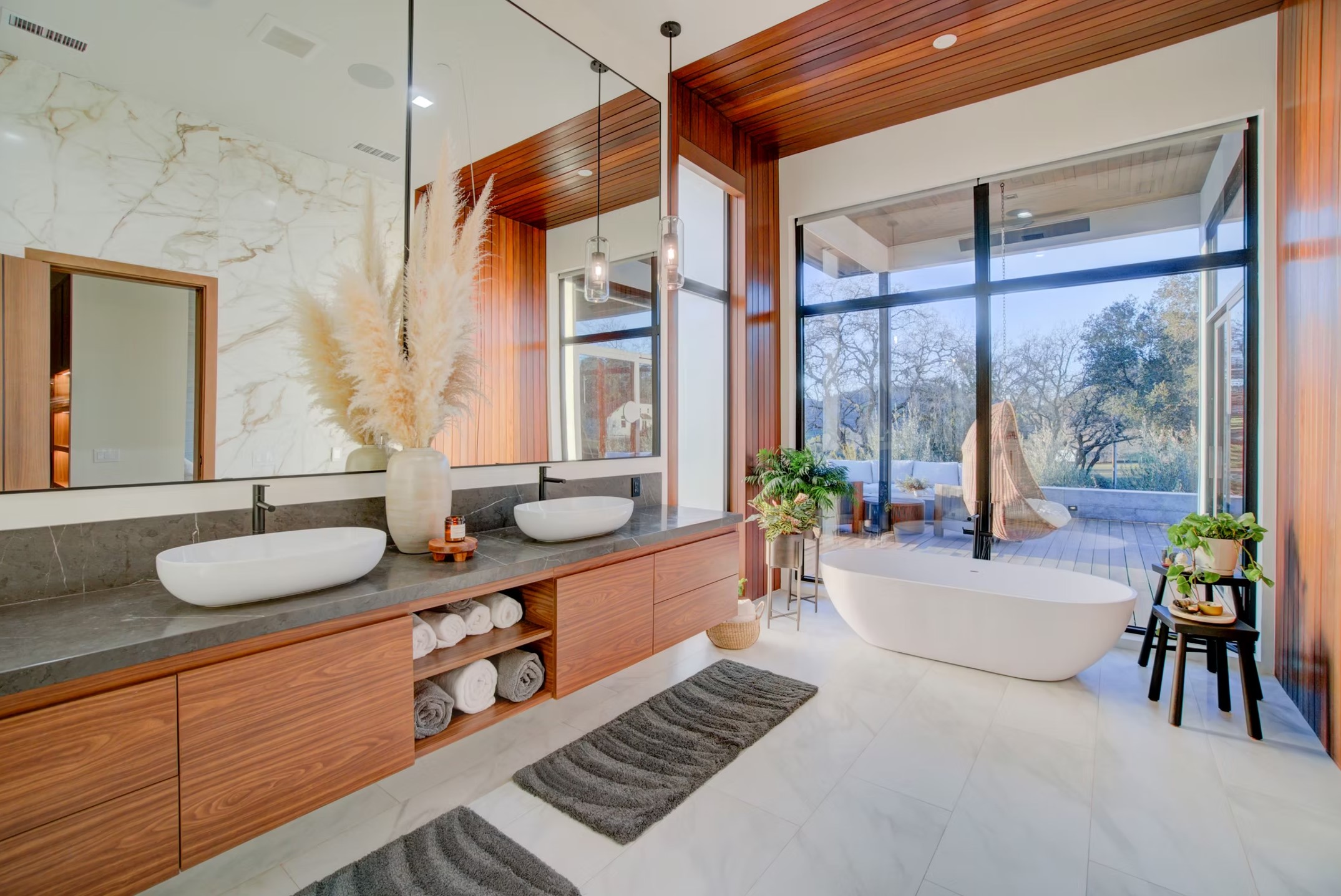 Sandy Court landscape view